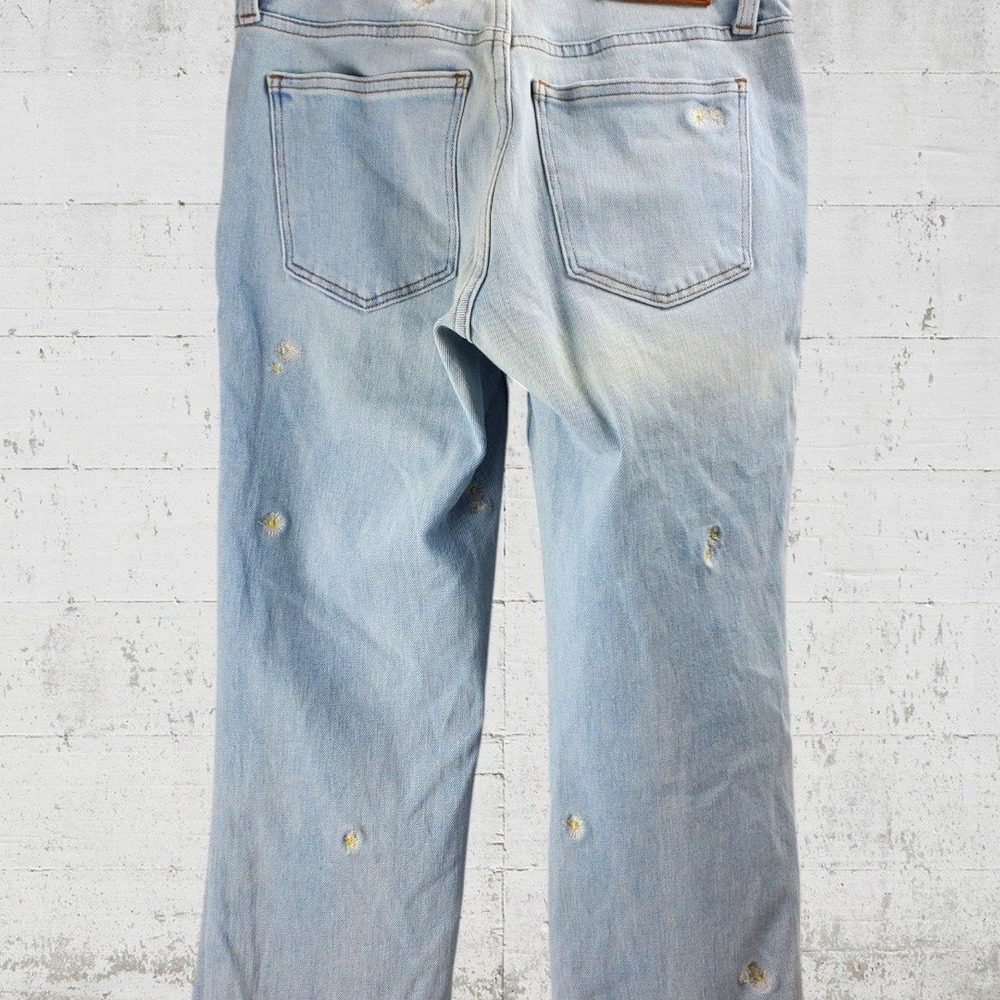 Lucky Brand Ava Mid Rise Crop Mini Boot Jeans Light Wash Daisy Embroidered‎ 4/27 - Picture 3 of 8